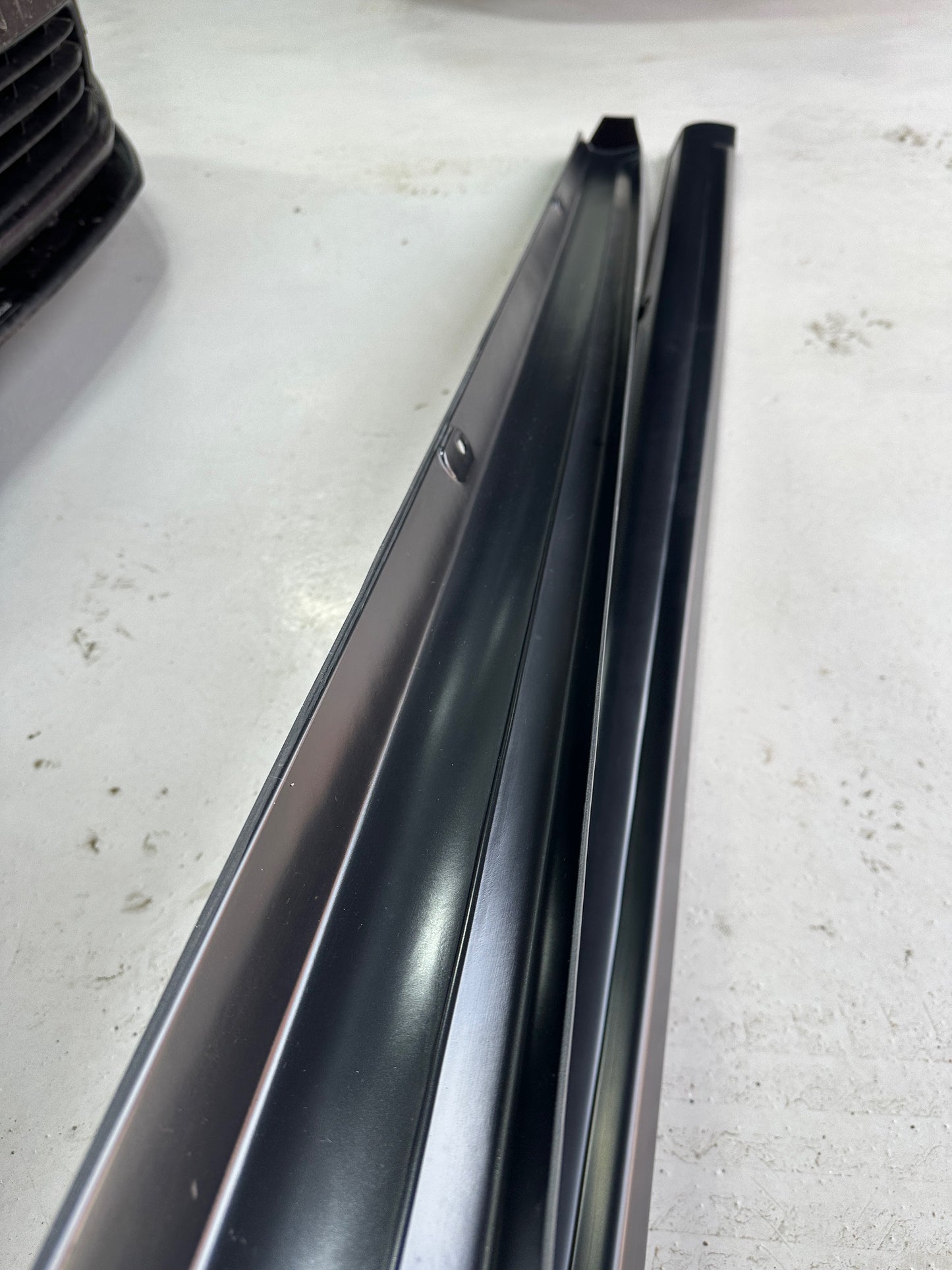 CADDY MAXI ALL-TRACK STYLE SIDE SKIRTS